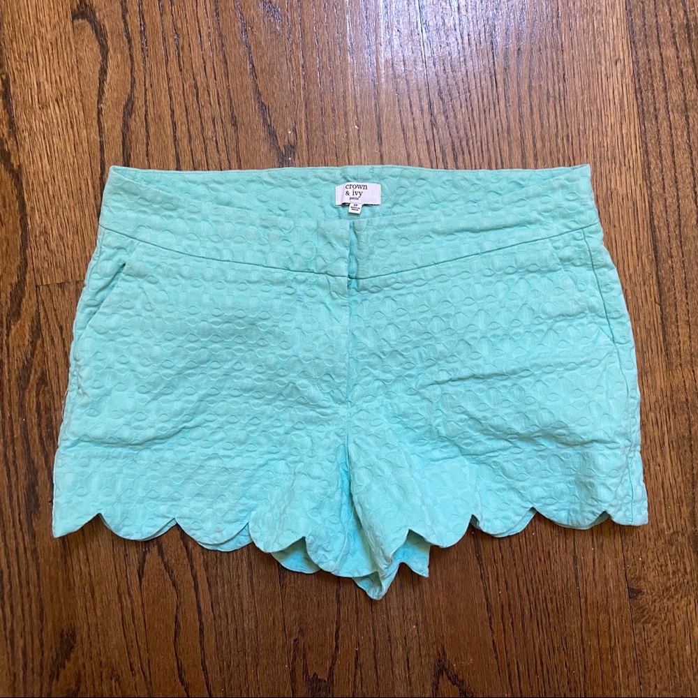 Crown & Ivy Shorts